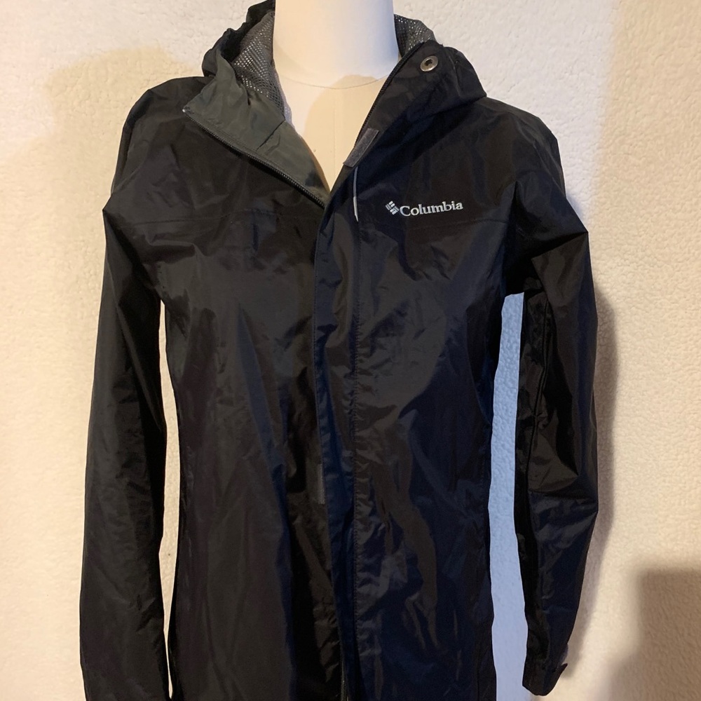 Columbia Windbreaker